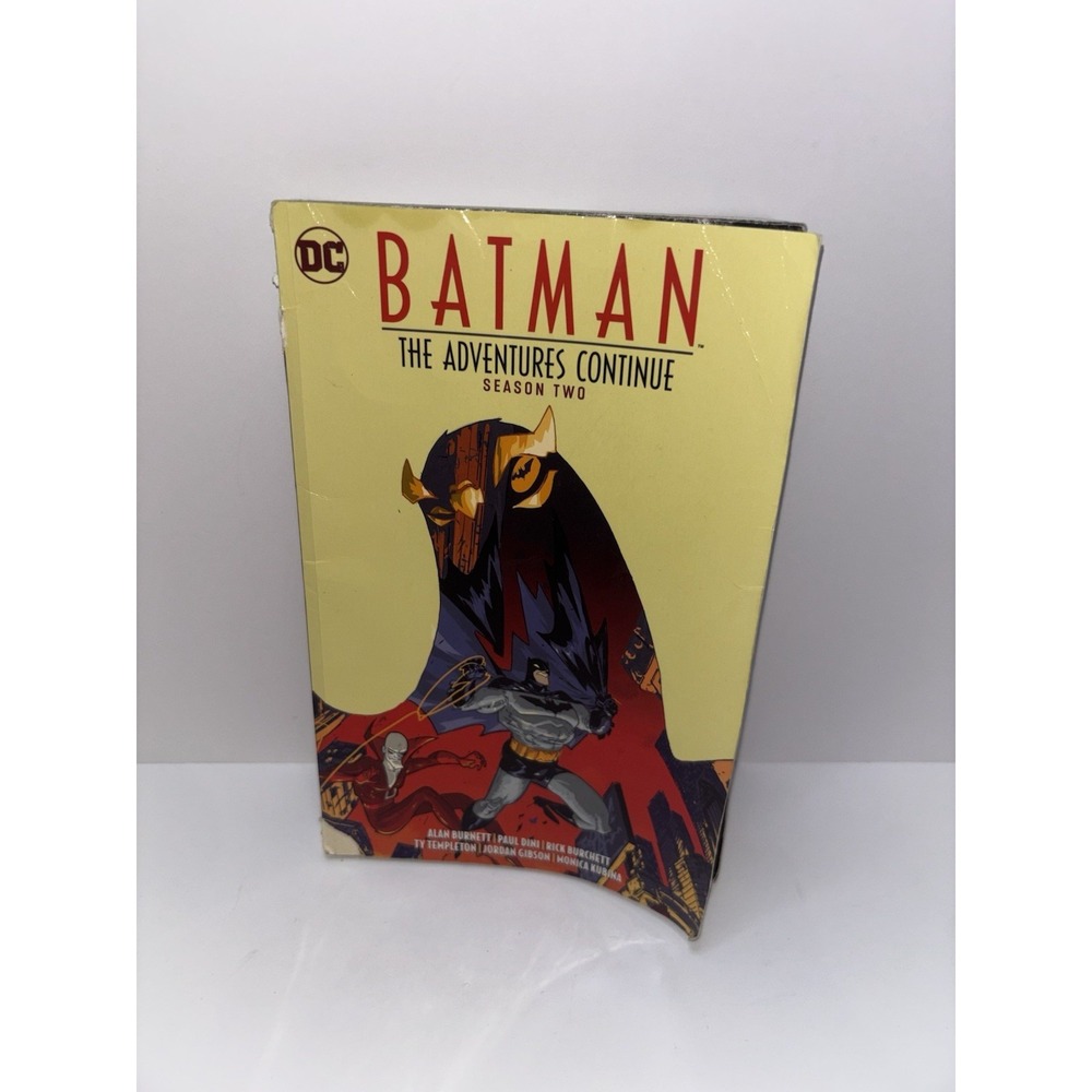 Batman:‎ the Adventures Continue Season Two #1 (DC Comics August 2021)